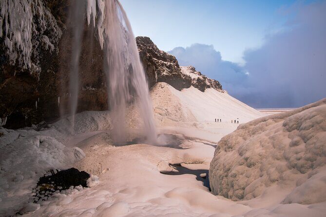 2-Day Blue Ice Cave, Glacier Lagoon and South Coast - Small Group - What to pack (so you don’t waste energy being cold)