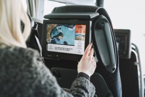 Airport Transfer in Iceland from Keflavik Airport to Reykjavik City With Hotel Drop Off - Finding the orange bus at Keflavik arrivals (without getting lost)
