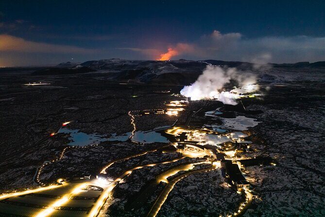 Blue Lagoon Admission Ticket Including Transfer - When to go: light, mood, and how timing affects your experience