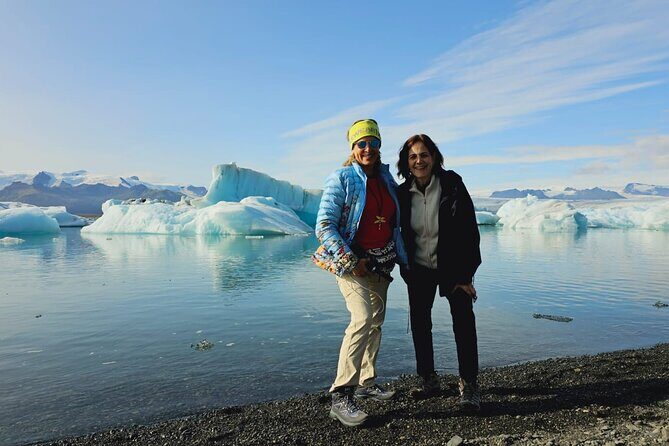 Diamond Beach & Jökulsárlón Floating Glacier Guided Day Tour - Pickup, vehicle comfort, and onboard Wi‑Fi for the drive