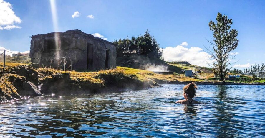 From Reykjavik: Golden Circle, Kerid, & Secret Lagoon Tour - Pickup timing and what to pack for an all-weather day
