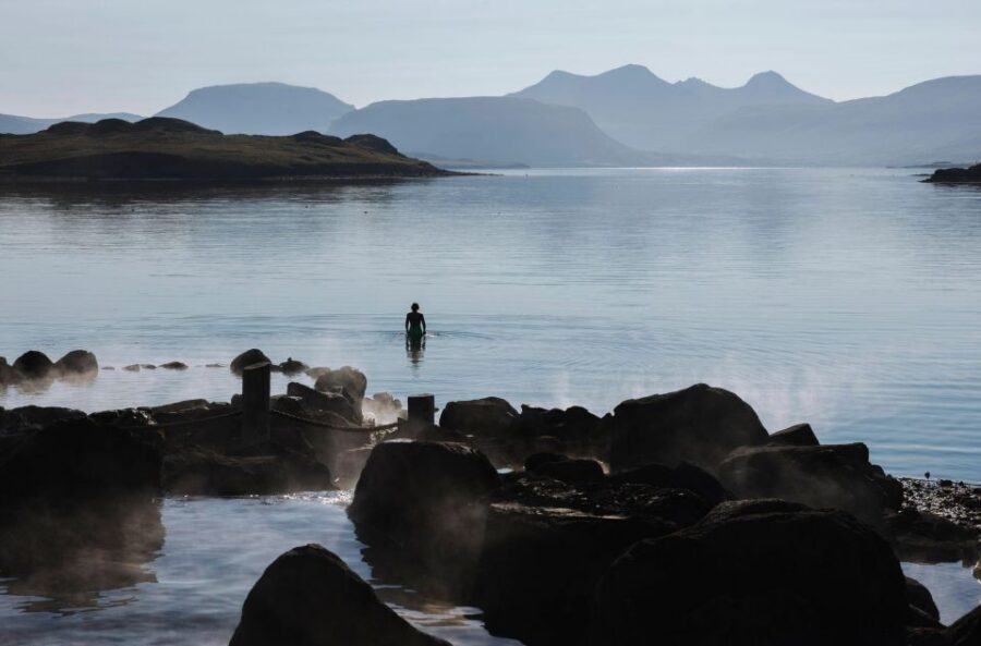 From Reykjavik: Hvammsvík Hot Spring with Transportation - The Sea Option and Cold-Plunge Moments