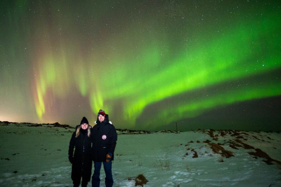 From Reykjavik: Northern Lights Hunt Super Jeep Tour - Why the Super Jeep Drives Out of Town for Better Aurora Odds