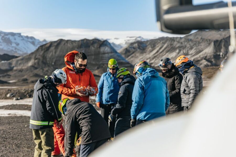 From Vik: Katla Ice Cave and Super Jeep Tour - The day’s rhythm: transport, small group time, and photo breaks