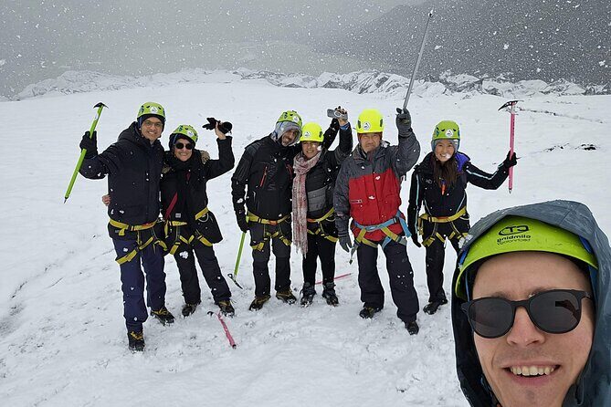 Glacier Hike Experience on Sólheimajökull - Meet on location - Glacial formations and how your guide makes them click