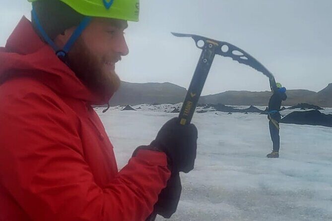 Glacier Hike Experience on Sólheimajökull - Meet on location - The value of a glacier hike that starts and stays efficient