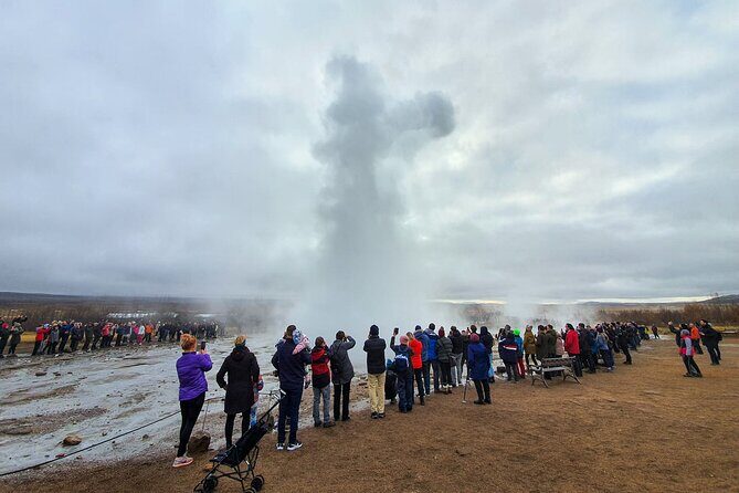Golden Circle, Kerid Crater & Geothermal Lagoon -Small Group Tour - Geysir geothermal area: watching Strokkur’s timing for great shots