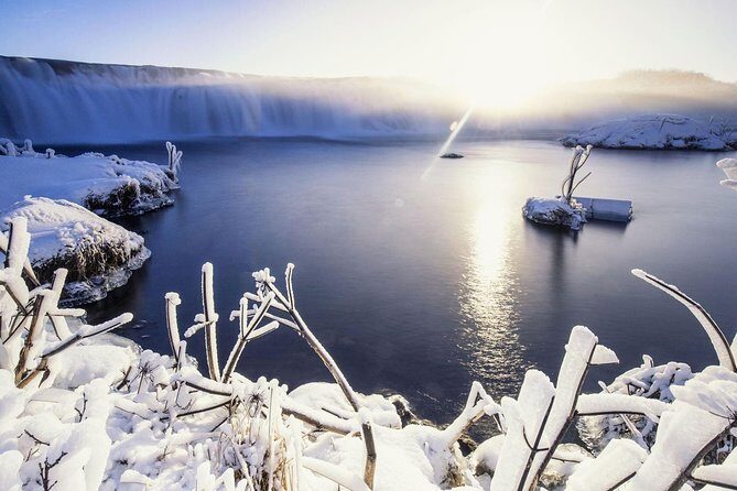 Golden Circle & Kerið Day Tour by Minibus from Reykjavik - Thingvellir National Park: old parliament and two tectonic worlds