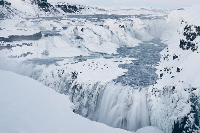 Golden Circle, Northern Lights and Blue Lagoon Tour with Ticket - Who this tour suits best (and who should choose differently)