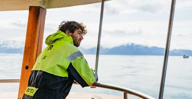 Húsavík: Whale Watching Tour with Guide - The boat ride on North Sailing’s oak ship