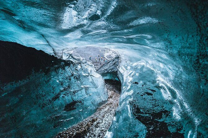 Ice Cave Tour from Vík - The meeting point in Vík: how to keep the day smooth