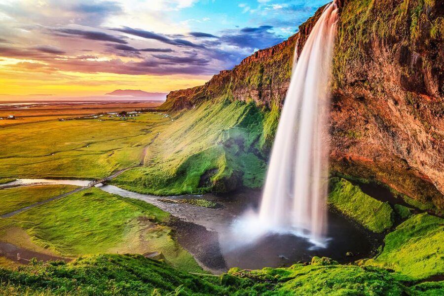 Iceland: Full-Day South Coast, Black Beach & Waterfalls Tour - Eyjafjallajökull Views: Volcano Scenery From the Road