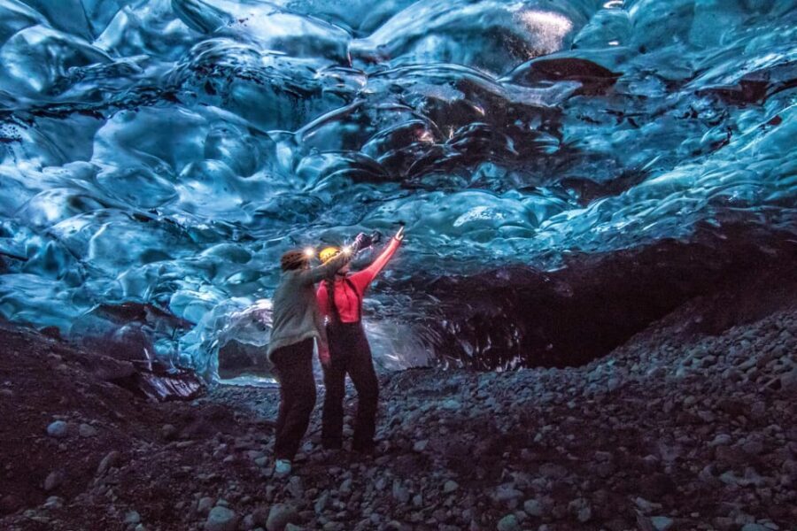 Jökulsárlón: Crystal Ice Cave Super Jeep Tour - Gear that makes the cave safer (and your photos easier)