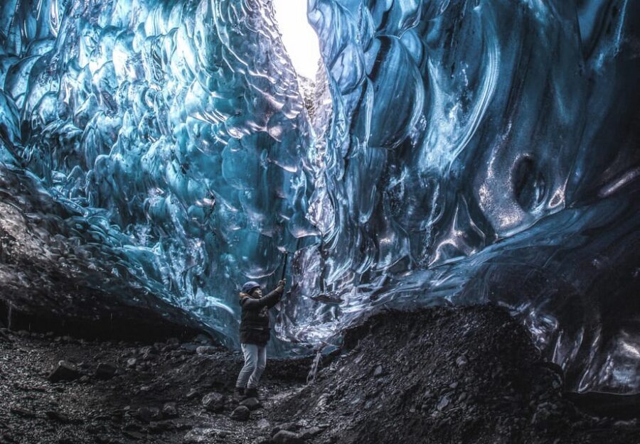 Jökulsárlón: Crystal Ice Cave Super Jeep Tour - Weather and safety: why the cave might change on you