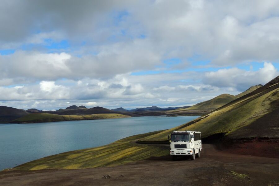 Jökulsárlón: Vatnajökull Ice Cave Guided Tour - What the 3-hour schedule really means for you