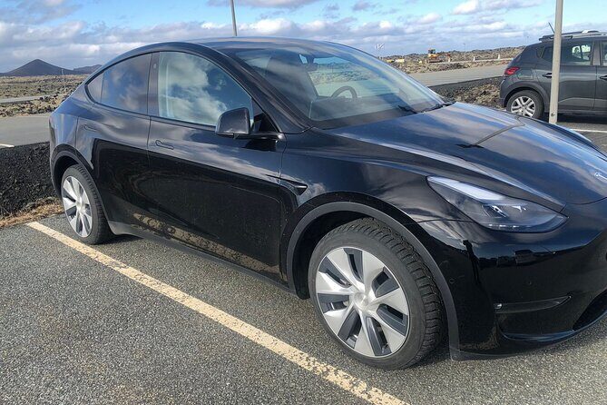 Keflavik International Airport Private Transfer To/From Reykjavik - The 45-minute ride: what affects timing and what you can do in the car