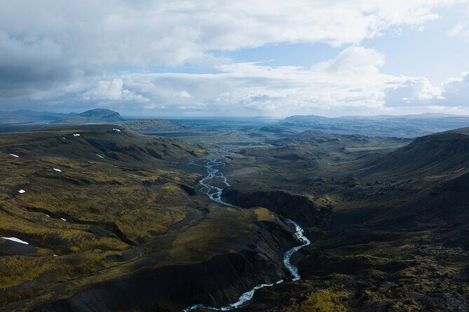 Landmannalaugar Hike & the Valley of Tears from RVK & Selfoss - Stop 2: Sigoldugljúfur for a quick nature break and scenery variety