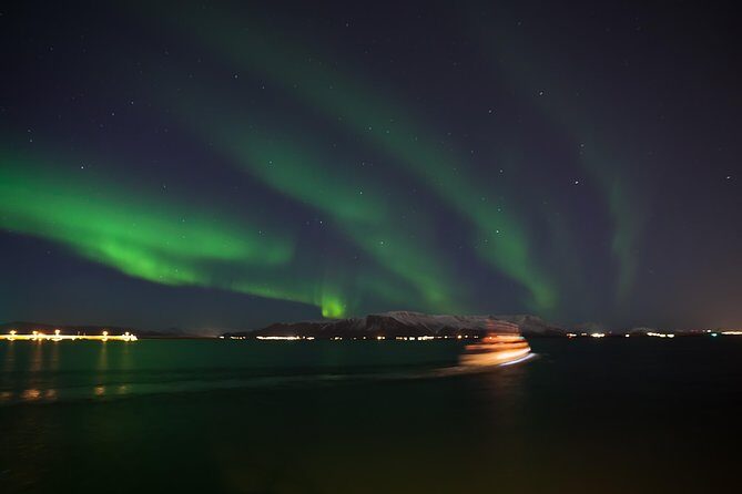Northern Lights Cruise from Reykjavik Including Photos - Faxafloi Bay and Less Light Pollution: Why the Cruise Works
