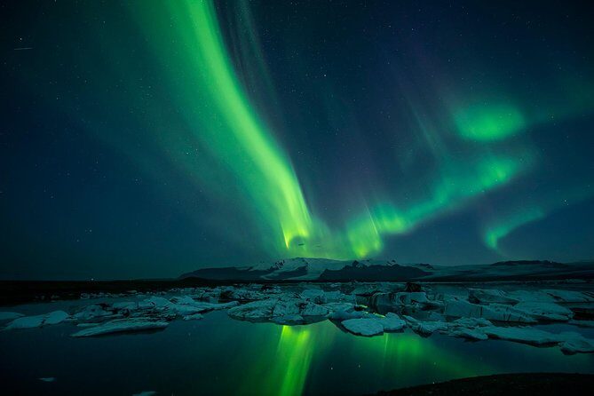 Northern Lights Guided Bus Tour from Reykjavik - If things go wrong: cancellations, rebooking, and real-world issues