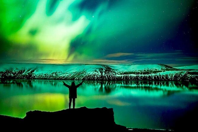 Northern Lights Night Tour from Reykjavik - Bathrooms, Light Pollution, and Real-World Viewing Conditions