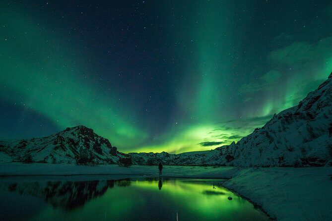 Northern Lights Small-Group Tour with Hot Chocolate & Photos - The Price Question: Is $172.41 Good Value?