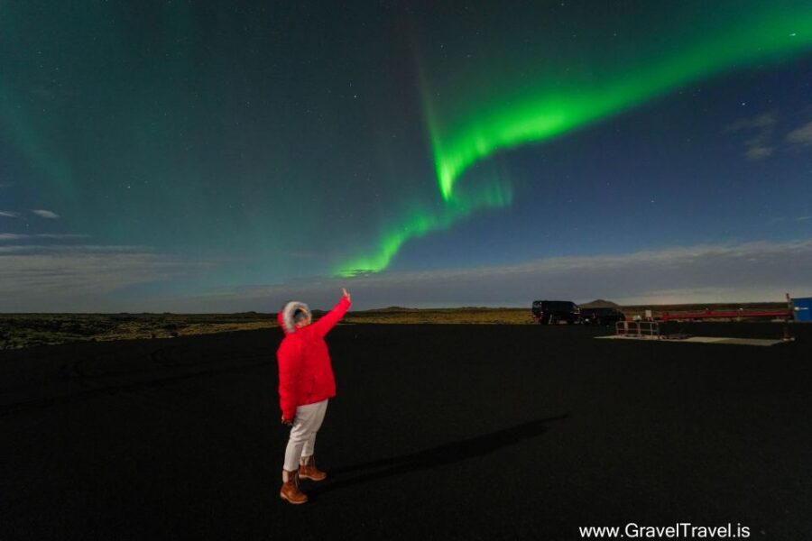 Northern Lights Tour From Reykjavik with Photography - Pickup Around Reykjavik at 21:00: Logistics Without the Stress