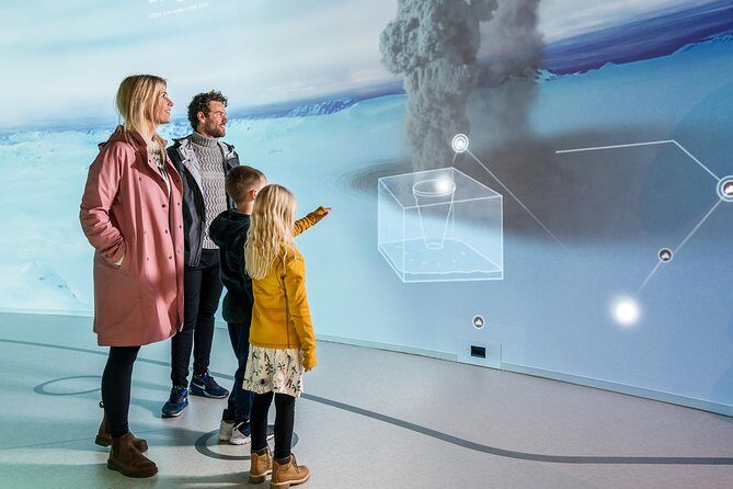 Perlan - Wonders of Iceland Experience - Volcano power: simulator, lava shows, and the big feeling of Iceland