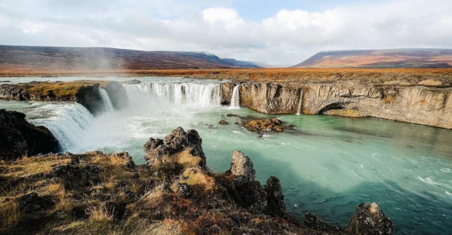 Port Akureyri: Godafoss Waterfall, Myvatn and Baths Tour - Leaving Akureyri Harbor with cruise-day timing
