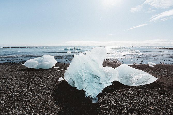 Private Jökulsárlón Glacier Lagoon 2 Day Tour & Glacier Hike - Day 1: Waterfalls, canyons, and black sand without the race