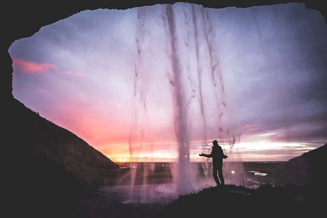Private South Coast Fire and Ice: Glacier viewpoint & Lava Show - FAQ