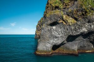 Puffin and Volcano Tour with Ebbi - Meet Ebbi by the harbour: getting there and what the ride feels like