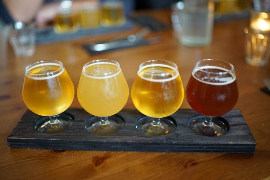 Reykjavik: Beer and Booze Tour - Ingólfur Square: Starting With Landmarks and a Quick Sense of Place