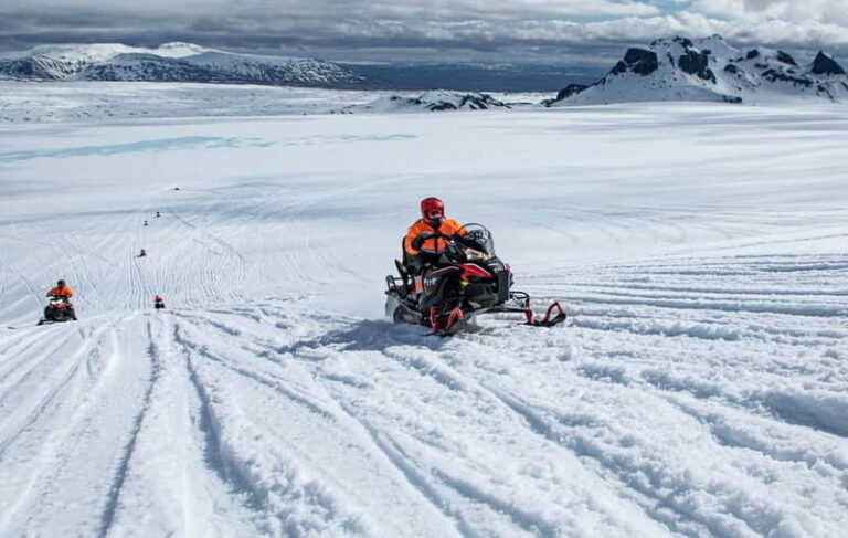 Reykjavik: Golden Circle Super Jeep and Snowmobile Tour - Super Jeep logistics from Reykjavík: the day starts earlier than you think