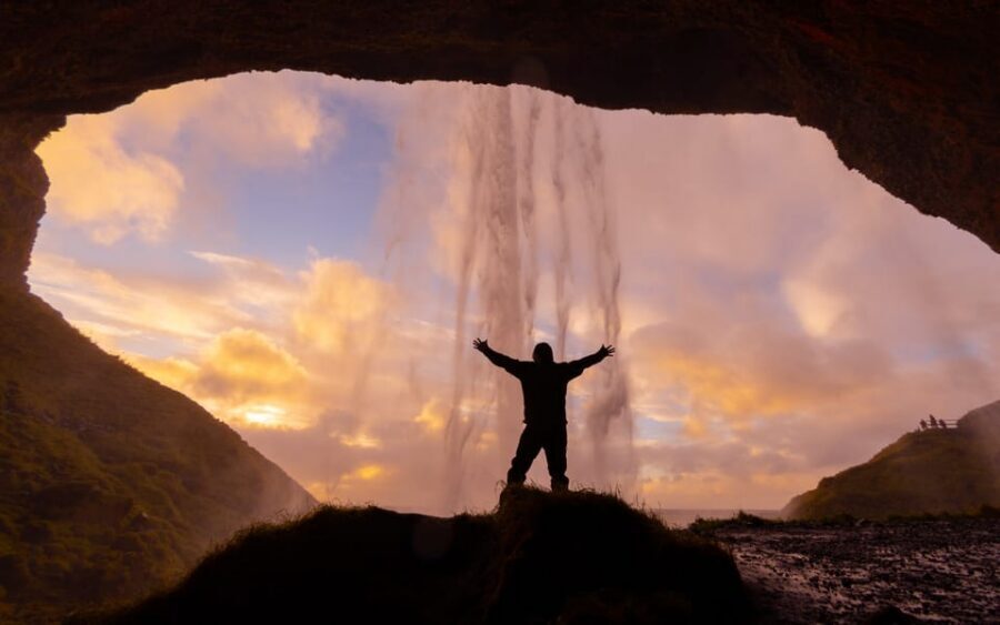 Reykjavík: Iconic Glacier Hike, South Coast & Waterfalls - Hellisheiði, energy views, and a quick taste of Iceland’s roots