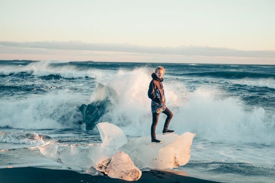 Reykjavik: Jokulsarlon Glacier Lagoon Full-Day Guided Trip - Key highlights worth waking up for
