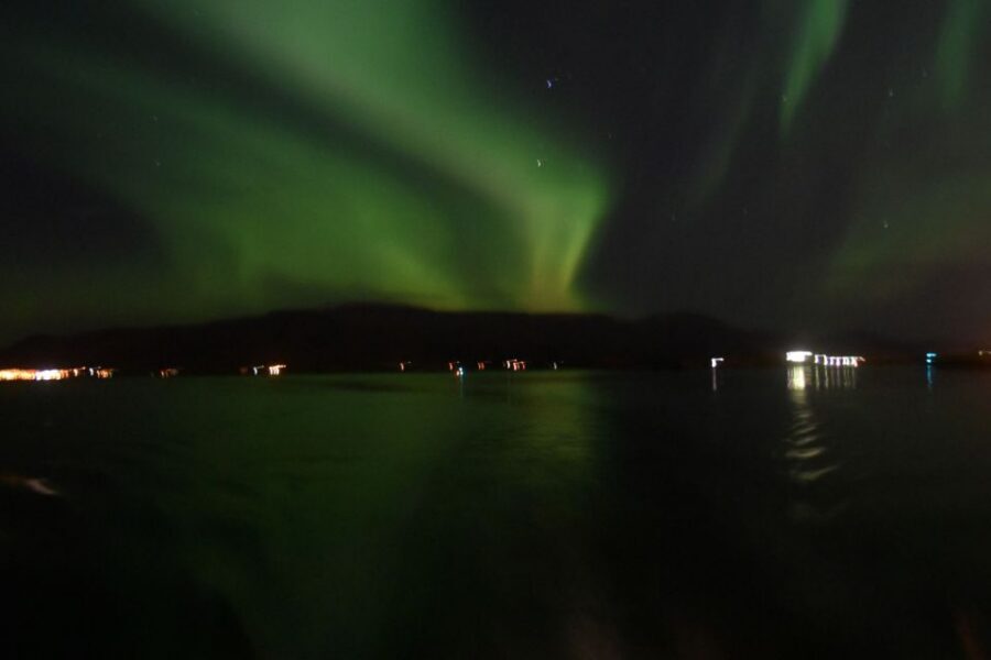Reykjavik: Northern Lights Guided Boat Tour - The Cruise Experience: Cozy Boats, Hot Drinks, and Real Views