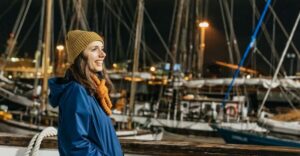 Reykjavik: Northern Lights Yacht Tour - Old Harbour House to Faxafloi Bay: The 2-Hour Rhythm