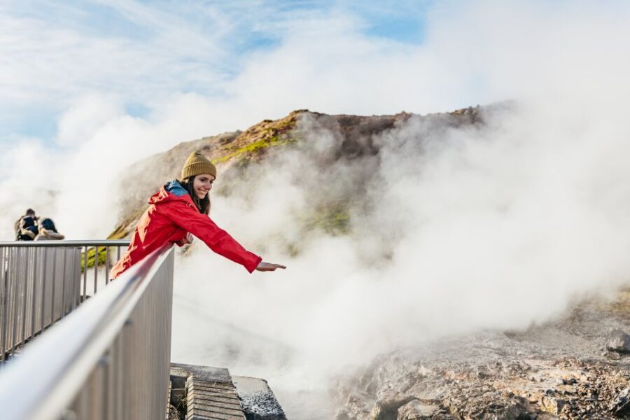 Reykjavik: Silver Circle Tour, Canyon Ride, & Thermal Baths - Reykjavik Pickup, Minibus Comfort, and a Day That Starts Early