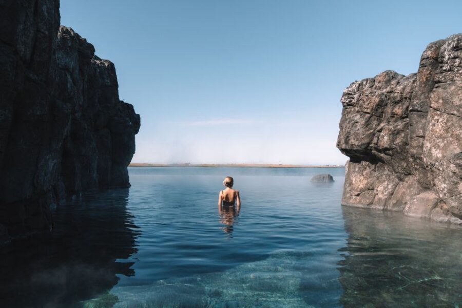 Reykjavik: Sky Lagoon Entrance Pass With 7-Step Spa Ritual - What to bring, and how to avoid common little hassles