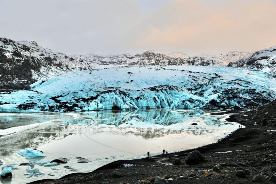Reykjavík: South Coast Waterfalls, Black Sand & Glacier Tour - Vík lunch stop: refuel and reset before the last waterfall