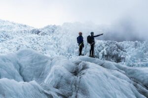 Skaftafell: 4h Small Group Glacier Hike with Guide and Transfer - Freysnes meeting point and getting fitted for crampons