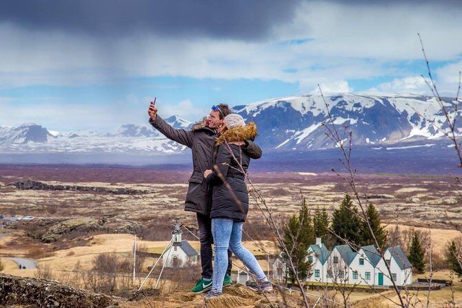 Small-group Golden Circle Classic Tour from Reykjavik - From Downtown Reykjavik to the Countryside: How the Day Starts