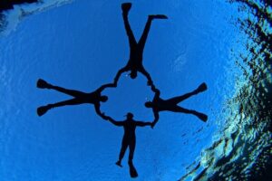 Snorkel the Silfra Fissure-Meet on Location (Free Photos & Cocoa) - Getting the Gear Right: What’s Included, What to Bring