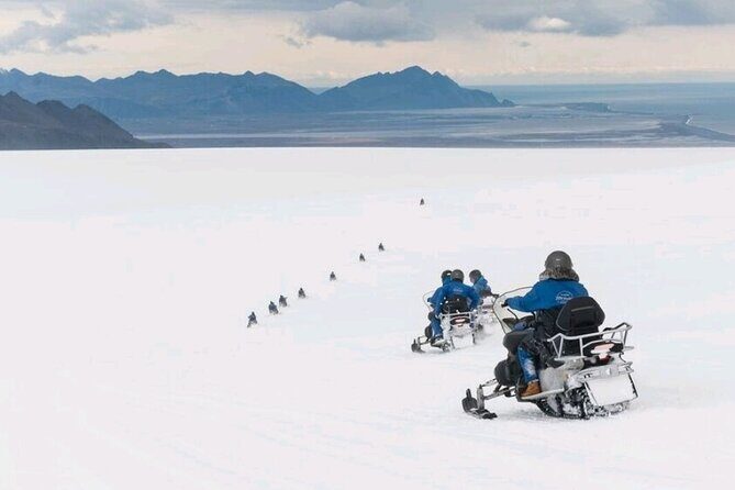 Snowmobile tour on Vatnajökull - Skalafellsjökull Stop: The 1,000-Meter View That Sets the Mood