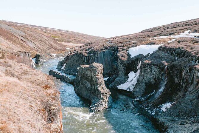 Studlagil Canyon and Waterfall Tour from Seydisfjordur - The 5-hour loop from Ferjuleira: comfort, group size, and timing