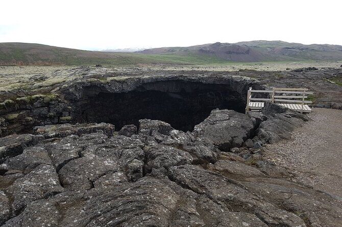 The Cave Explorer - Picking your departure time in Western Iceland