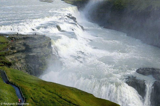 The Golden Circle Guided Bus Tour from Reykjavik - Golden Circle in 6.5 hours: what this day actually buys you