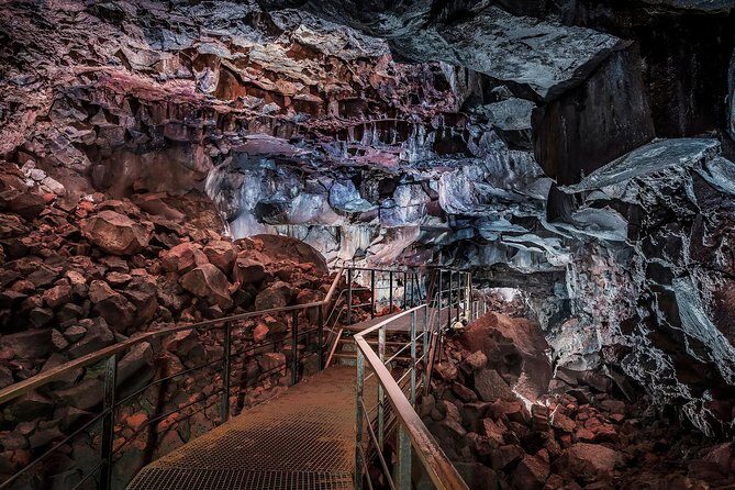 The Lava Tunnel Tour - Raufarhólshellir - Should you book the Lava Tunnel Tour at Raufarhólshellir?