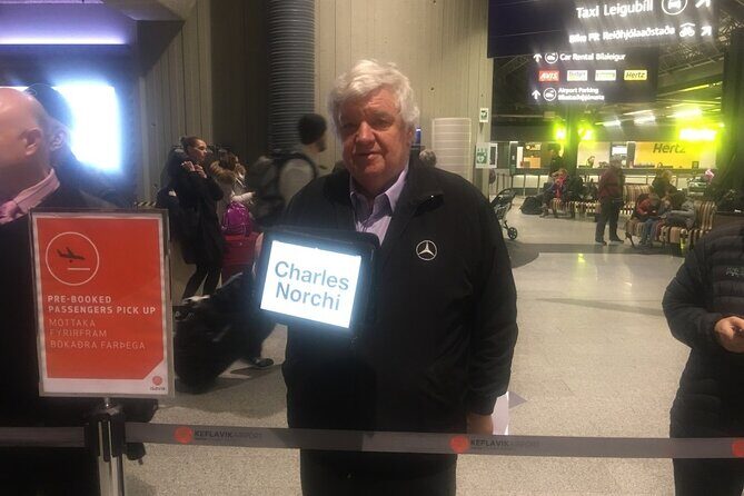 Transfer from Reykjavik - Private airport transfer to KEF Airport - From Your Hotel Lobby to KEF: Pickup Works in Real Life