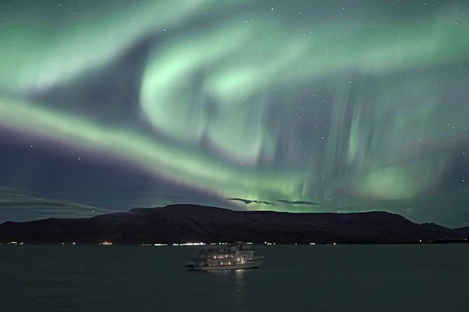 Northern Lights by Boat with a Backup Plan from Reykjavik - Practical tips before you go (so the cold doesn’t win)